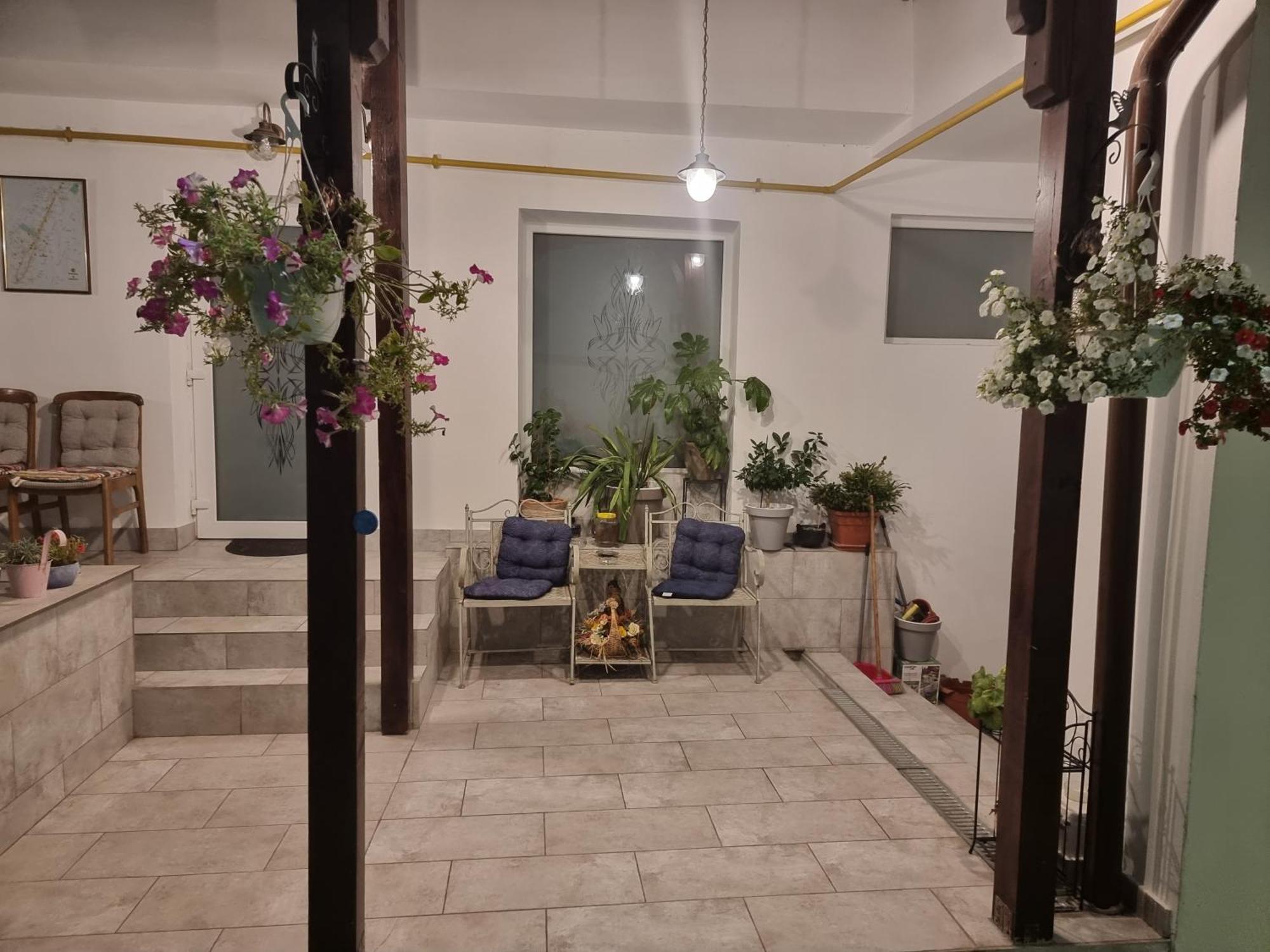 Casa Musceleana Hotell Cîmpulung Eksteriør bilde