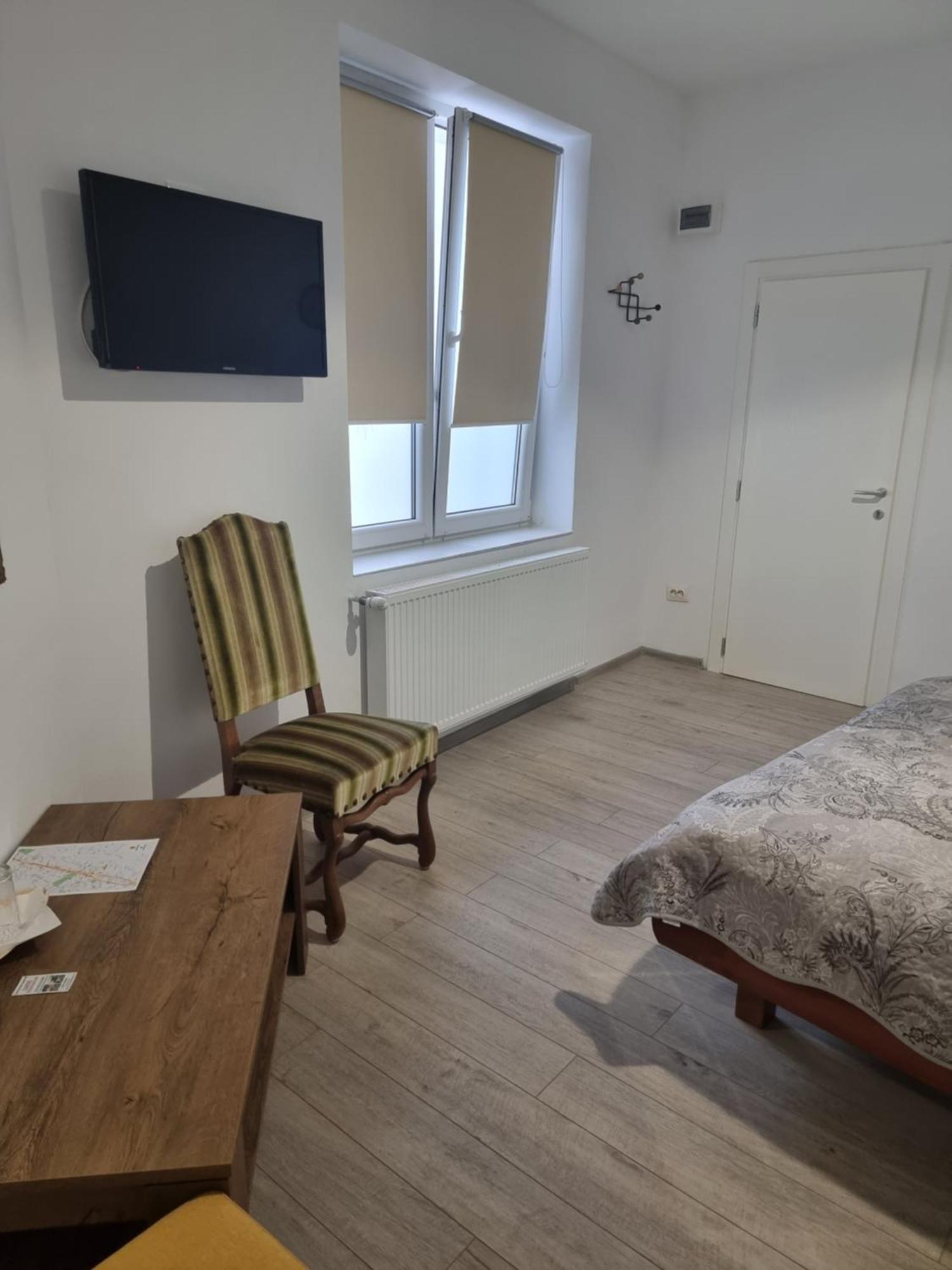 Casa Musceleana Hotell Cîmpulung Eksteriør bilde