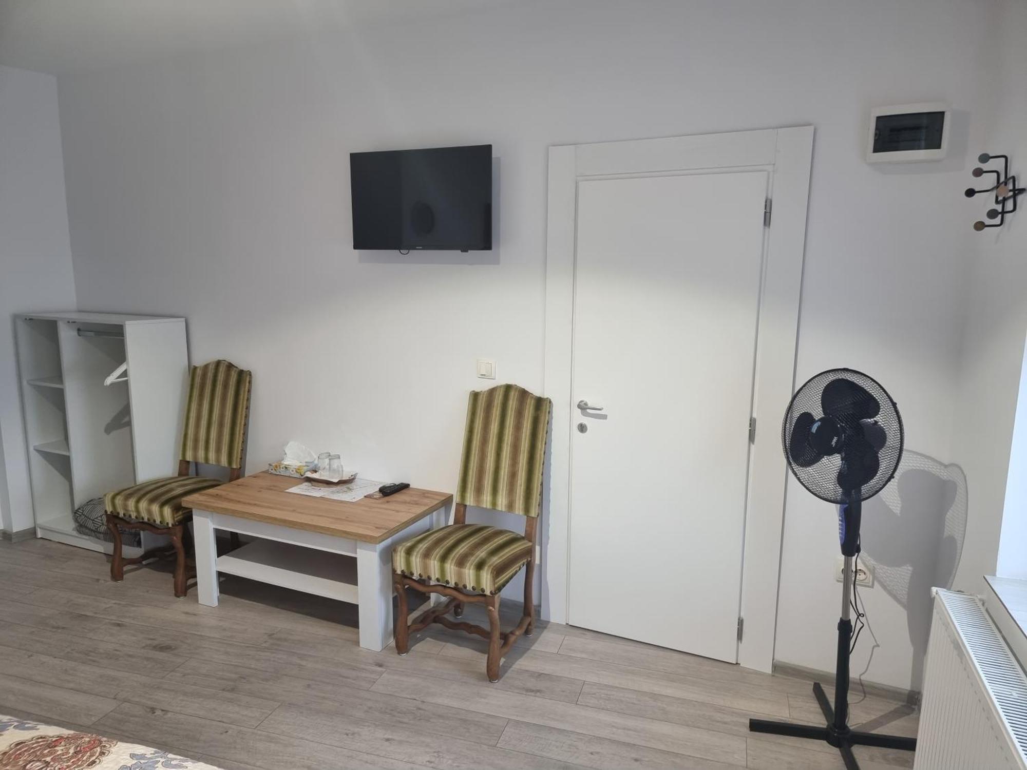 Casa Musceleana Hotell Cîmpulung Eksteriør bilde