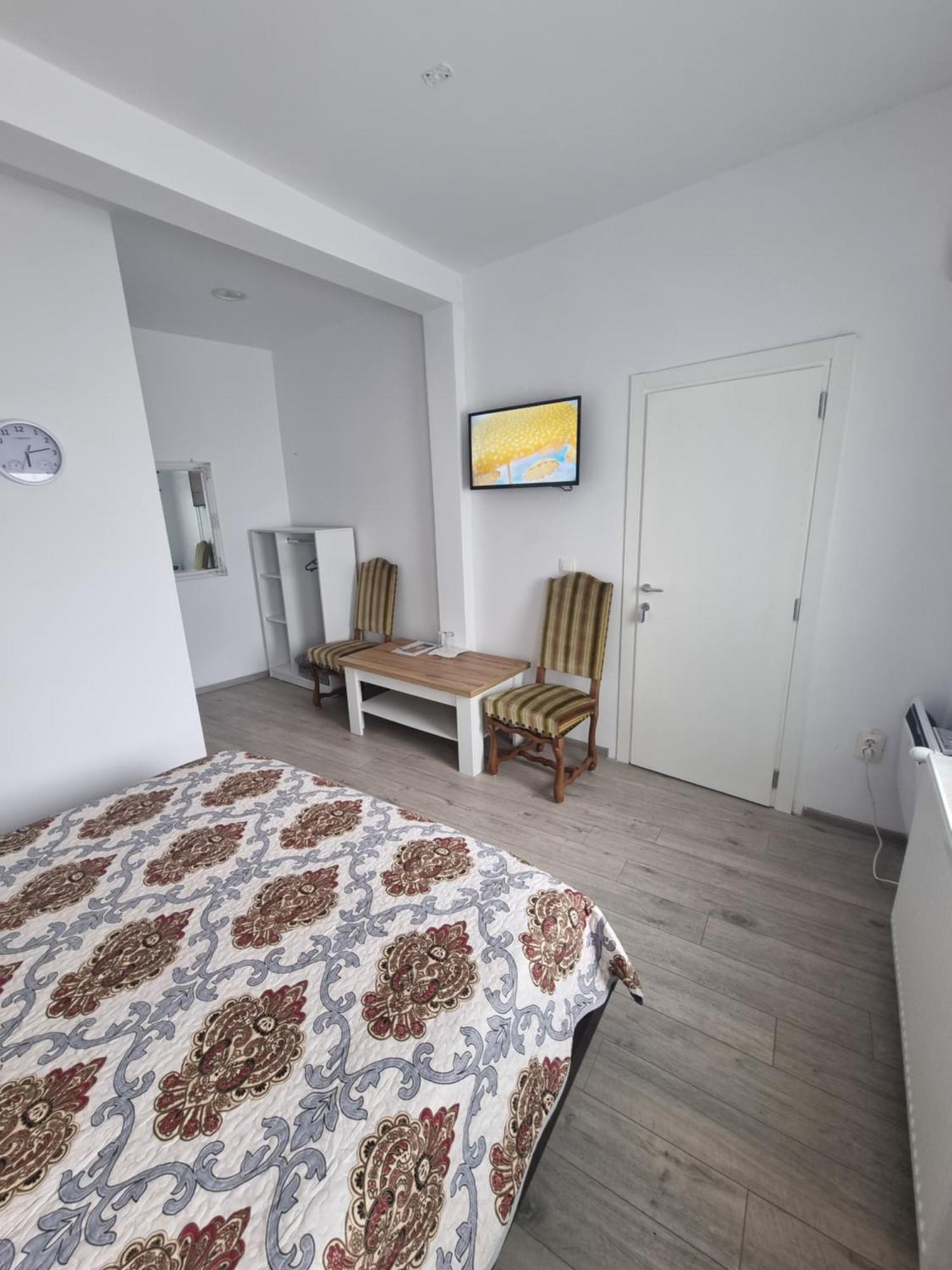 Casa Musceleana Hotell Cîmpulung Eksteriør bilde