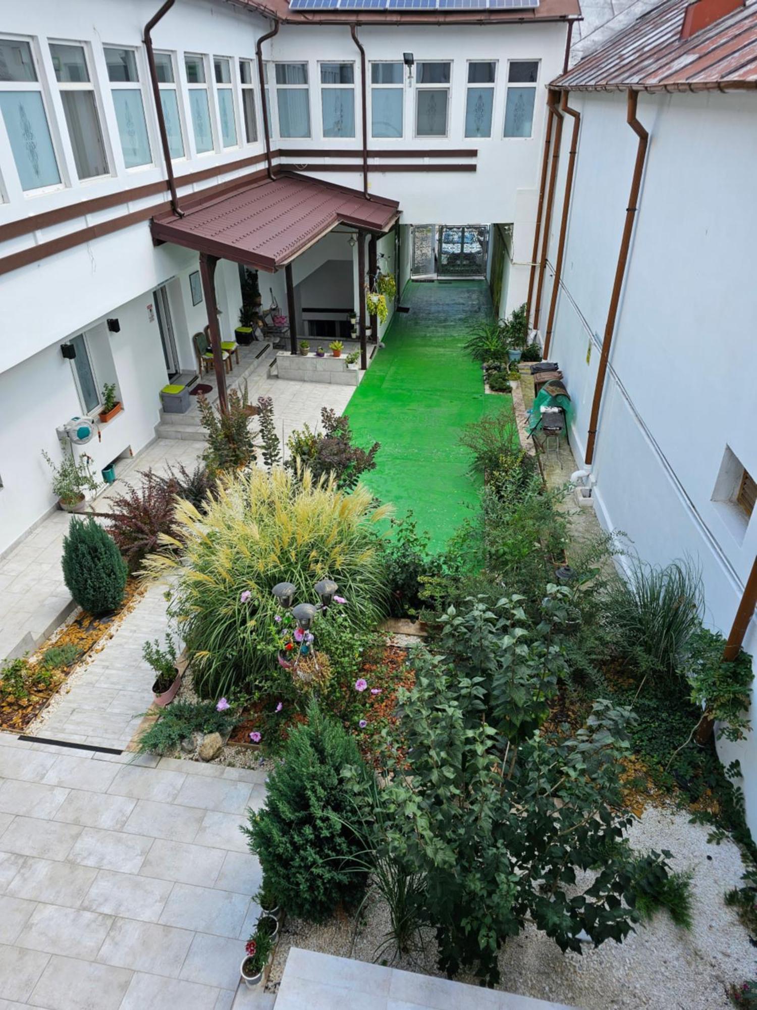 Casa Musceleana Hotell Cîmpulung Eksteriør bilde